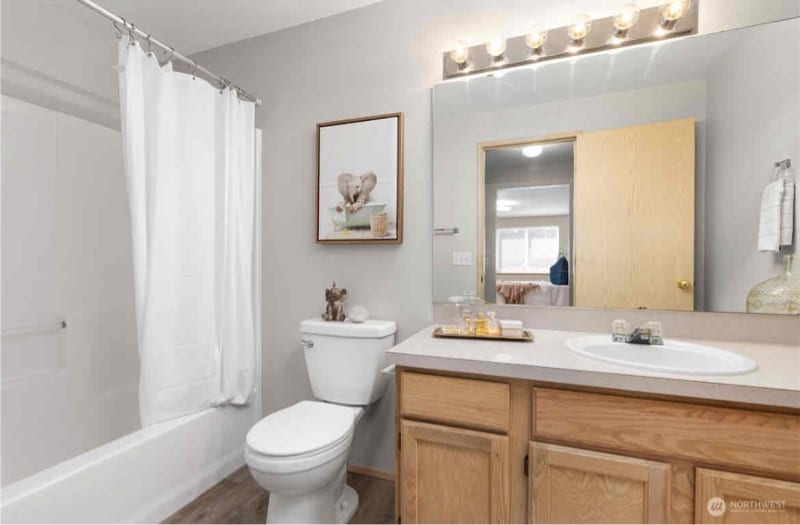 Building Photo - 3615 Auburn Way S