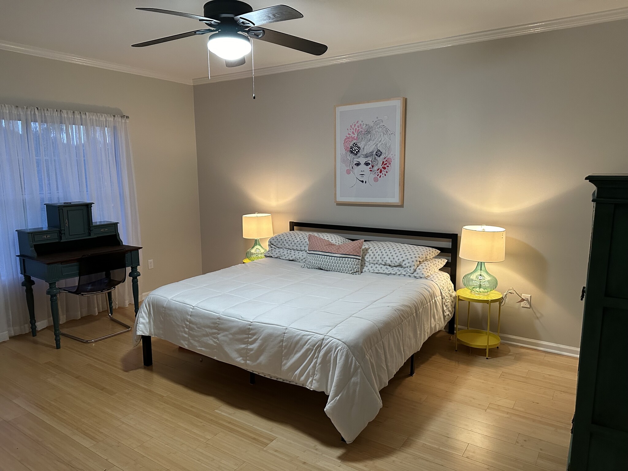 Building Photo - 70 Lake Barnett Dr