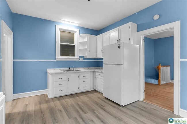 Building Photo - 746 N Washington St