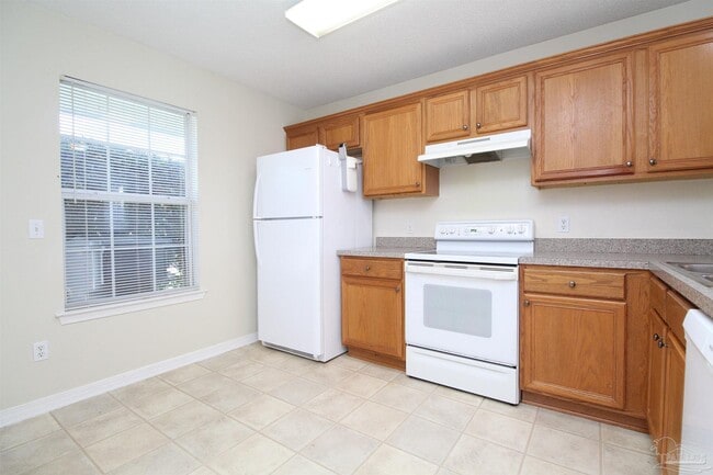 Building Photo - 2013 Marquesas Ln