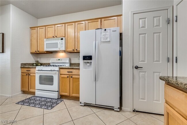 Building Photo - 7709 Island Rail Dr