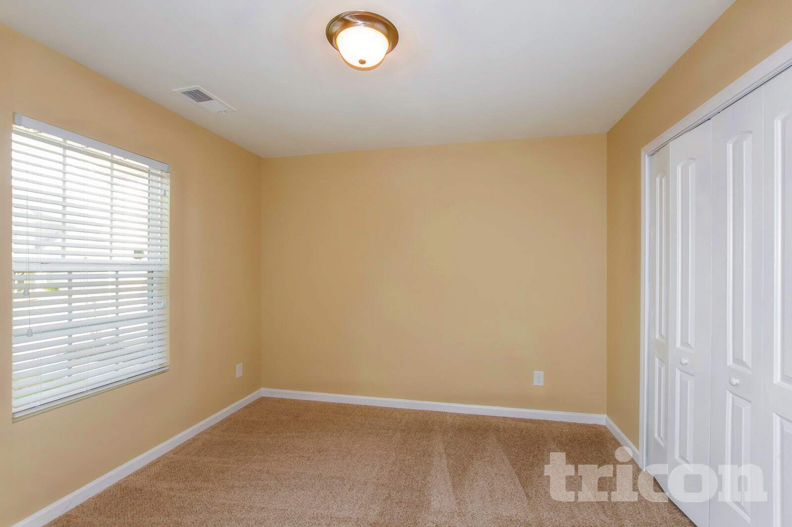 Building Photo - 15230 Oldcorn Ln