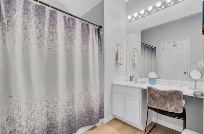 Building Photo - 132 Woodward Rd