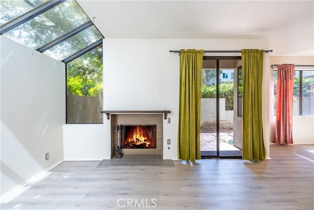 Building Photo - 5744 E Creekside Ave