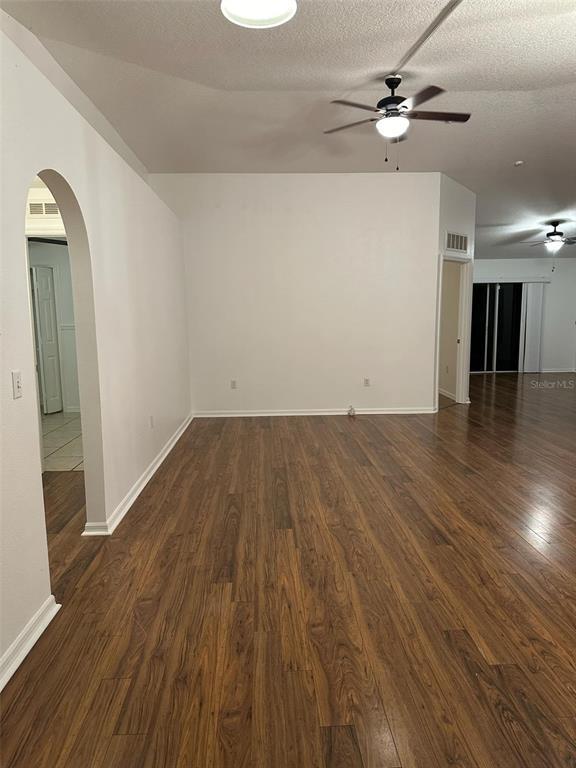 Building Photo - 1518 Sterns Dr