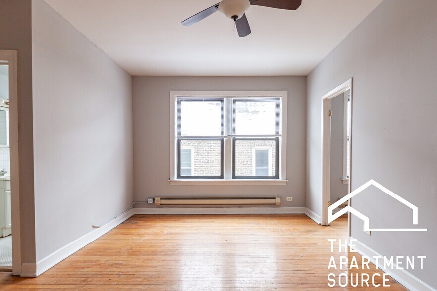 Building Photo - 1058 W George St