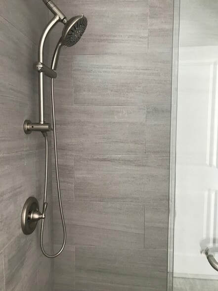 Building Photo - 438 Sycamore Ave