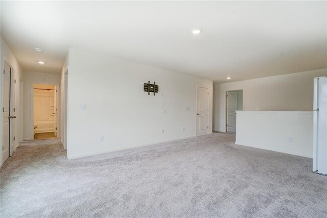Building Photo - 7061 Rochford Dr