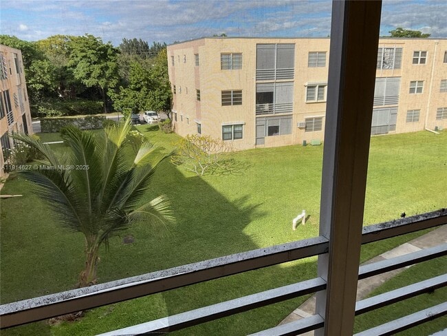 Building Photo - 251 Berkley Rd