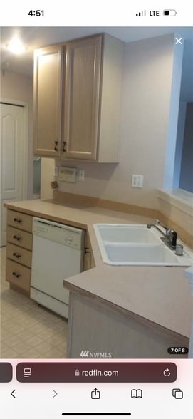 Building Photo - 4802 Nassau Ave NE