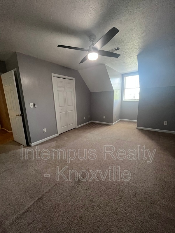 Building Photo - 7728 Chapel Bend Dr