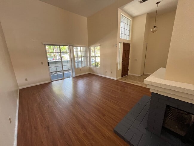 Building Photo - 3108 Old Bridgeport Way