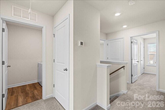 Building Photo - 1339 37th Ave Lane NE