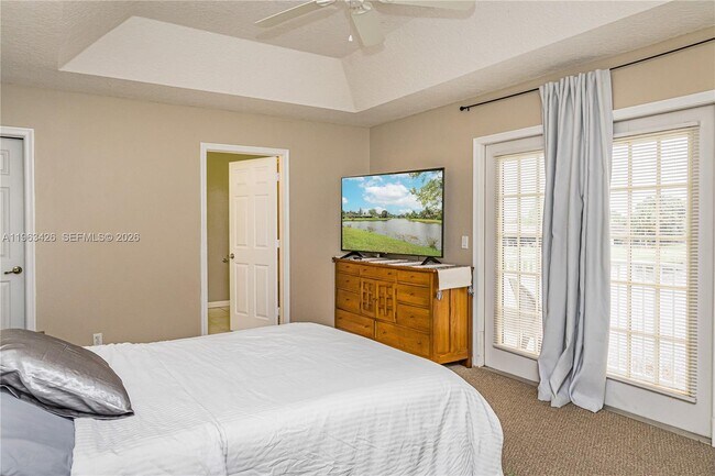 Building Photo - 1651 Hawthorne Pl