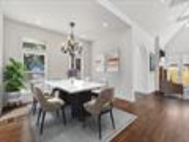 Building Photo - 2060 Carr Ave