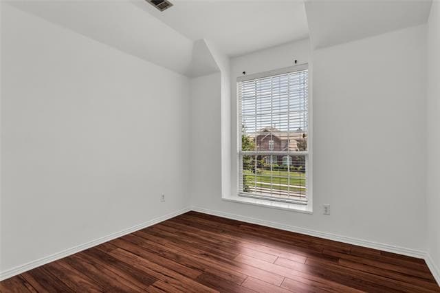 Building Photo - 6902 Amesbury Ln
