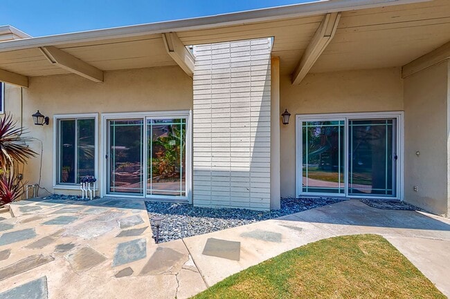 Building Photo - Large Family home - 4 Bedroom / 3 Bath