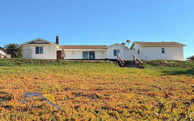 Building Photo - Spectacular View from this Single Story Home!
