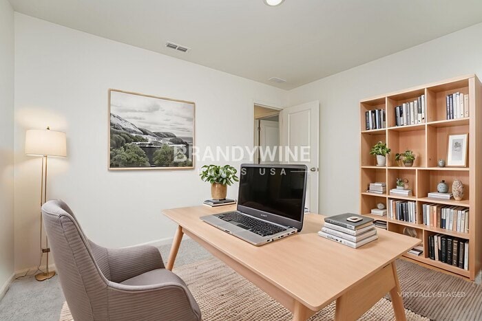 Building Photo - 33 Rowlett Pl