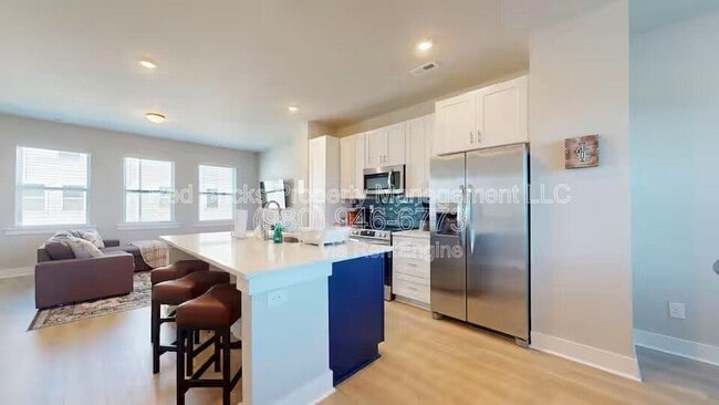 Building Photo - 4122 Salient St