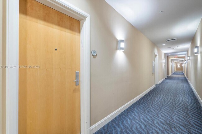 Building Photo - 253 NE 2nd St