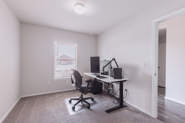 Building Photo - 20906 Twining Rose Ln