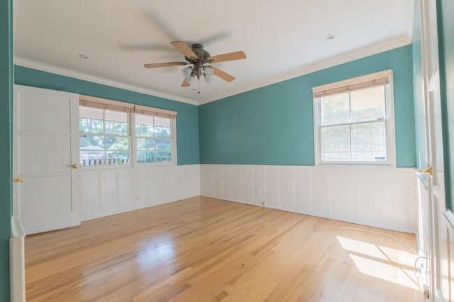 Building Photo - Beautiful 3 bed 1 bath house