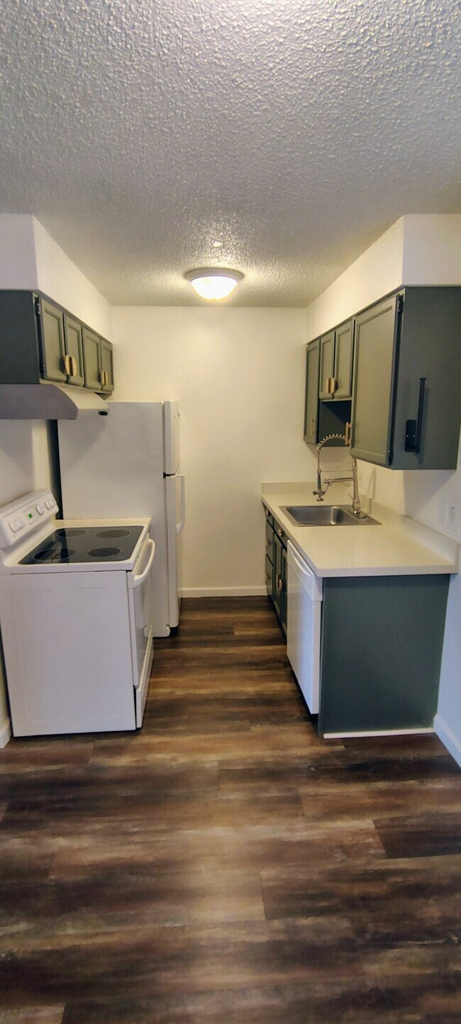 Building Photo - 130 SW 184th St
