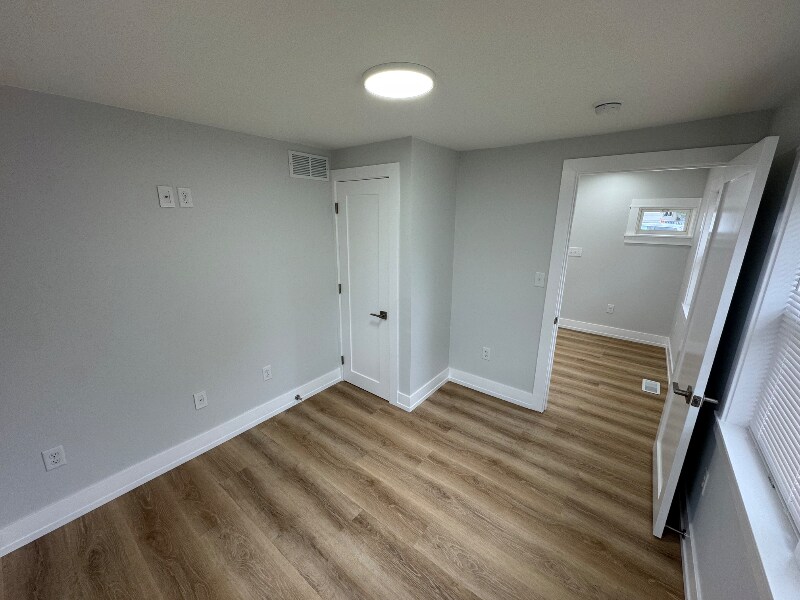 Building Photo - 413 State St