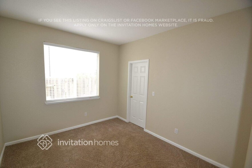 Building Photo - 5523 Adobe Spring Way