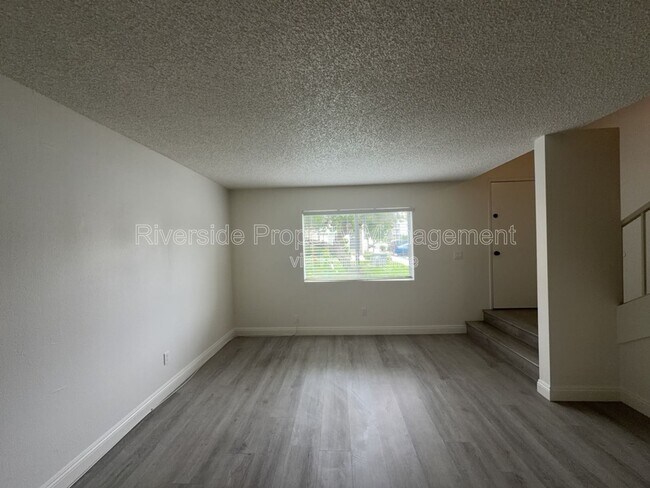 Building Photo - 2255 Cahuilla St