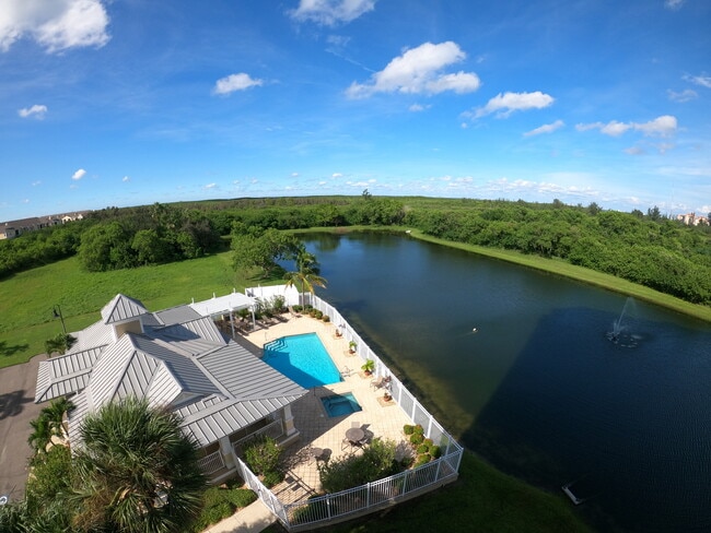 Primary Photo - 10851 Mangrove Cay Ln NE