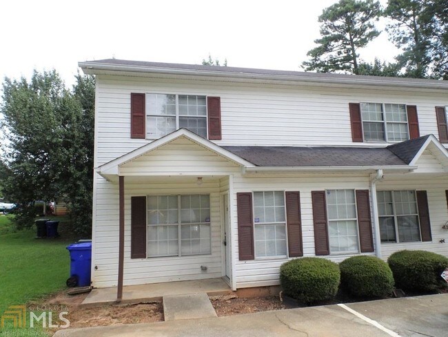 Building Photo - 1701 Hunting Creek Ln SE