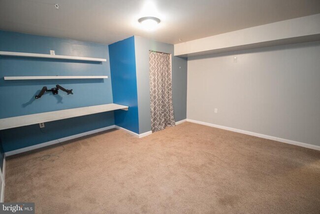 Building Photo - 45567 Bethson St