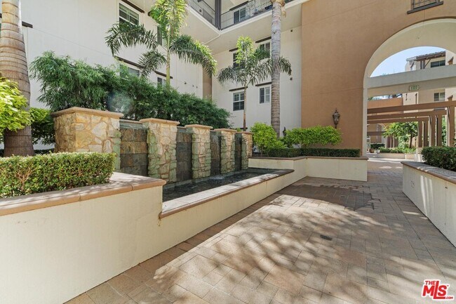 Building Photo - 13031 Villosa Pl