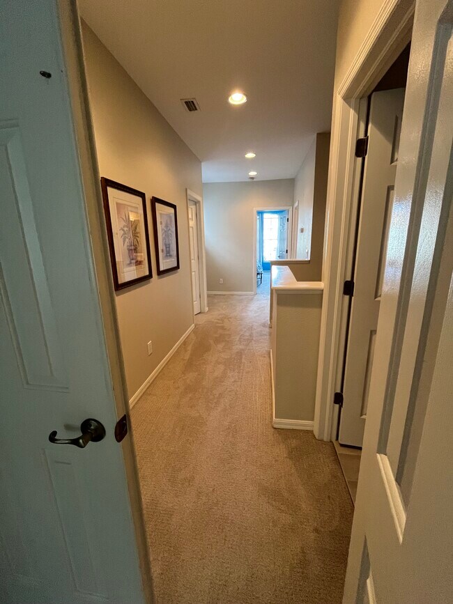 Building Photo - 14467 Mirabelle Vista Cir