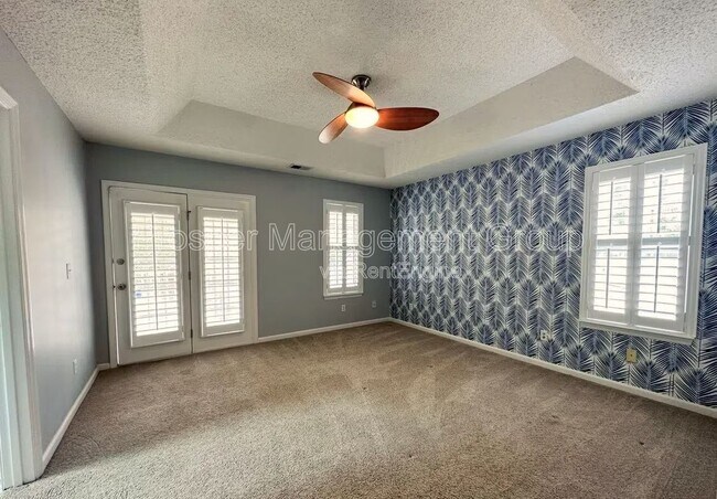 Building Photo - 2336 Kennison Ln