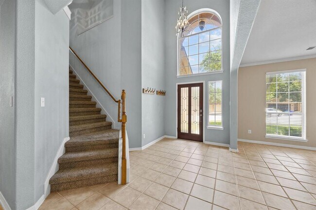 Building Photo - 1607 Juniper Ridge Loop