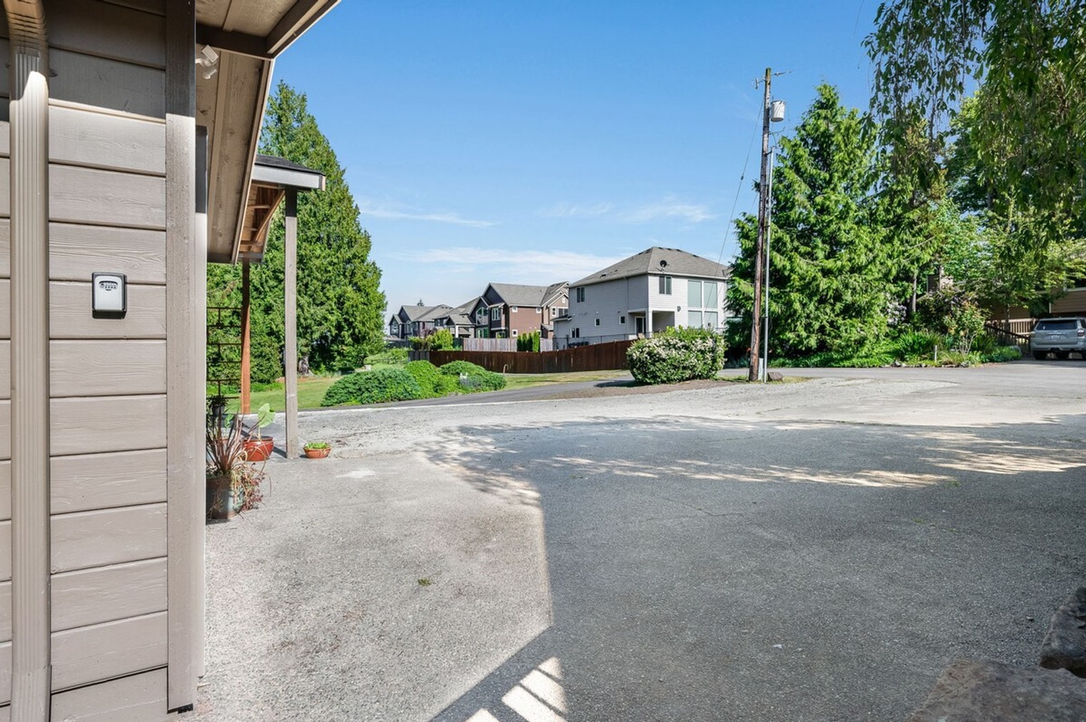 Building Photo - 21031 NE 4th St