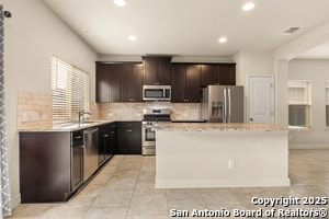 Building Photo - 1302 Petunia Blf