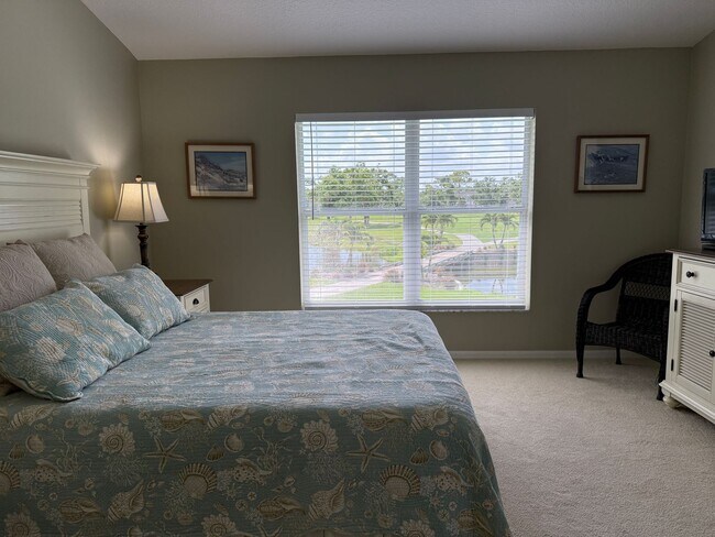 Building Photo - Lakeview 2 Bedroom 2 Bath Condo on Golf Co...