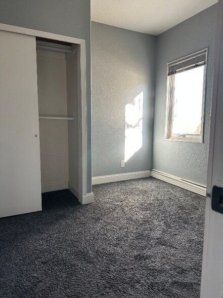 Building Photo - 1326 7th Ave N