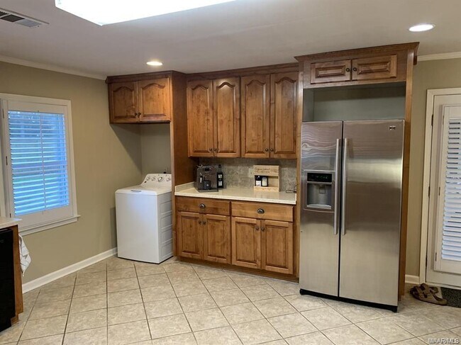 Building Photo - 111 Arrowhead Dr