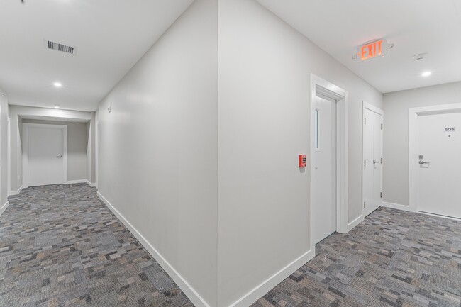 Building Photo - 475 Communipaw Ave