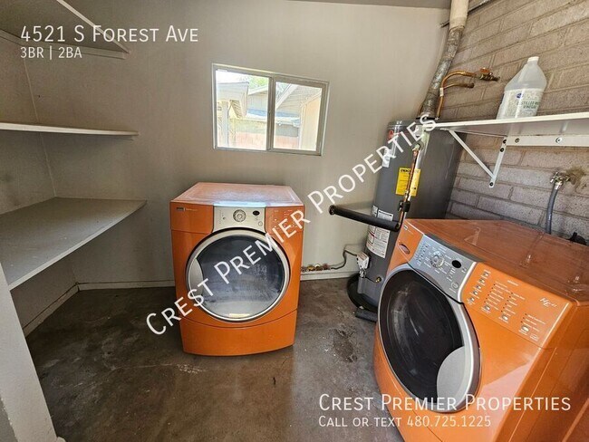 Building Photo - 4521 S Forest Ave