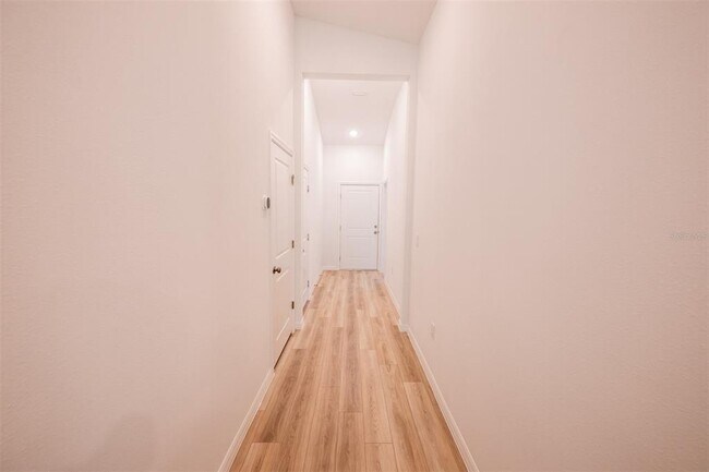 Building Photo - 4124 River Beacon Blvd