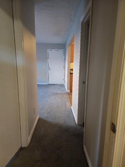 Building Photo - 7300 Sunset Strip Ave NW