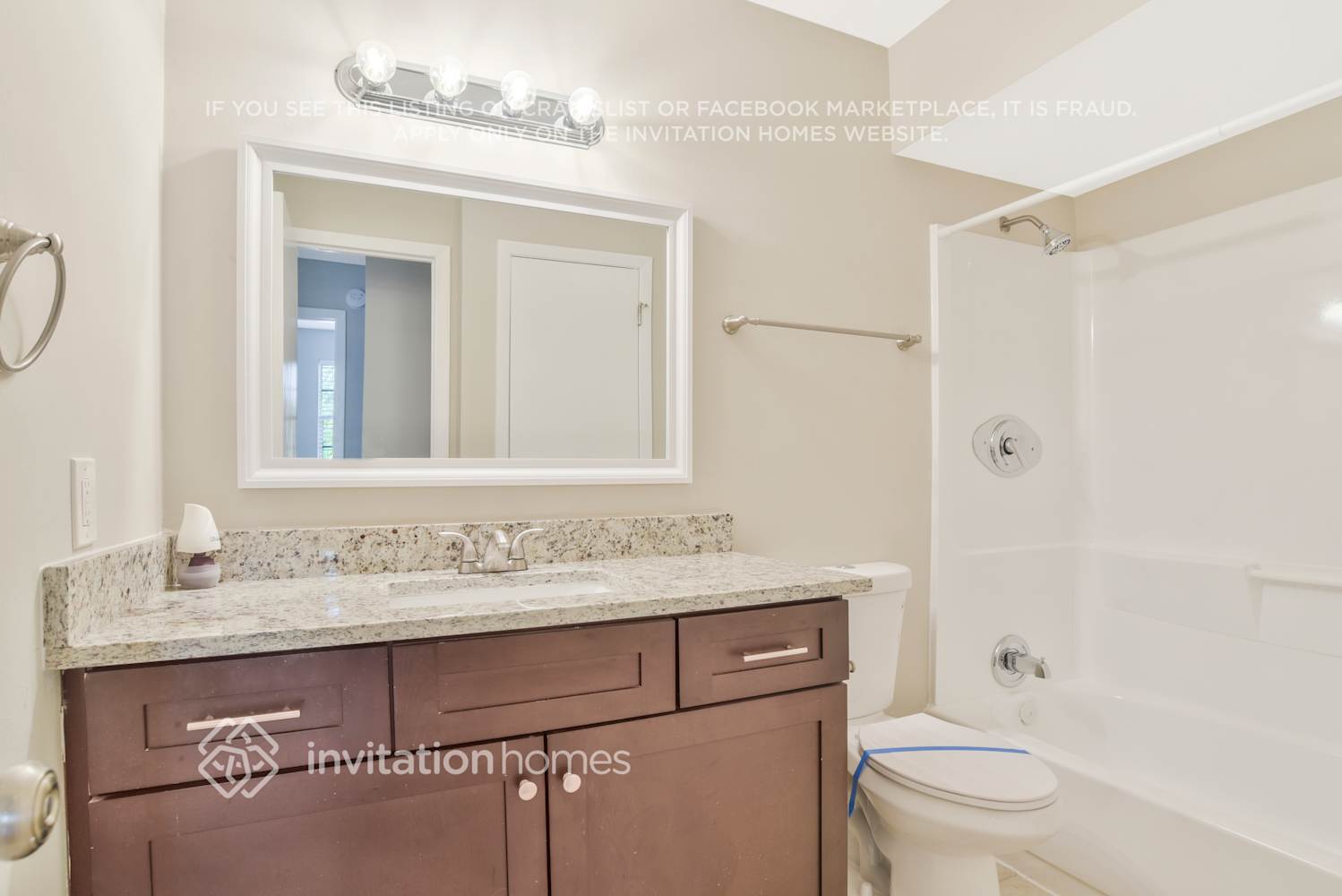 Building Photo - 4051 Woodsong Dr