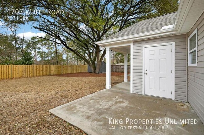 Building Photo - 1707 White Rd