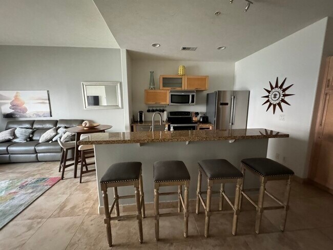 Building Photo - 9420 Seawall Blvd